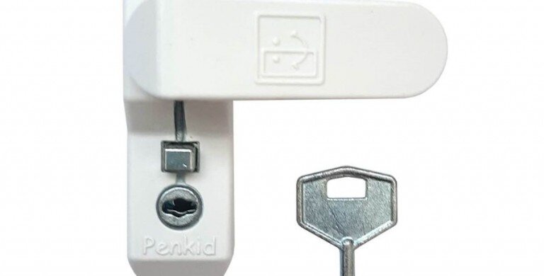 Замок Baby Safe Lock белый с рычагом